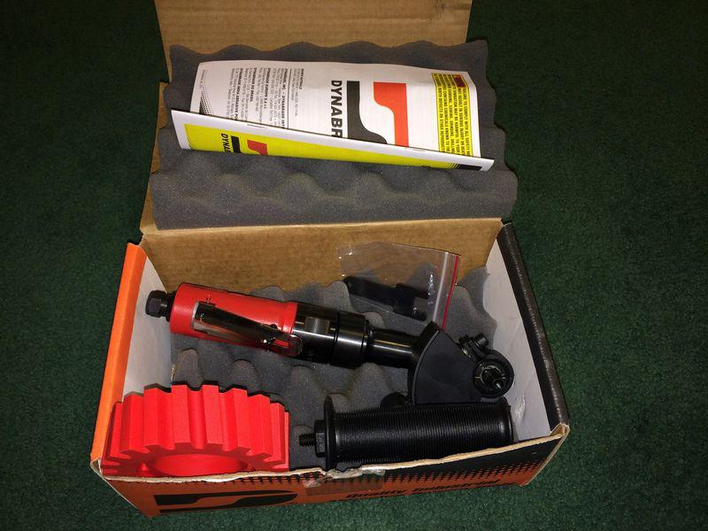 Dynabrade 18258 red dynazip decal/sticker eraser wheel body shop tool new in box