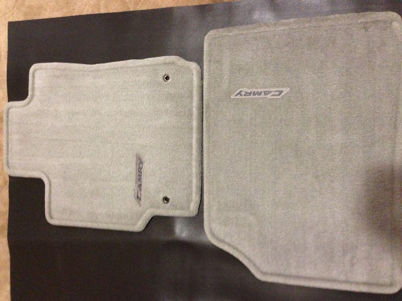 New genuine toyota camry 2007-2011 4-pc grey carpet mats
