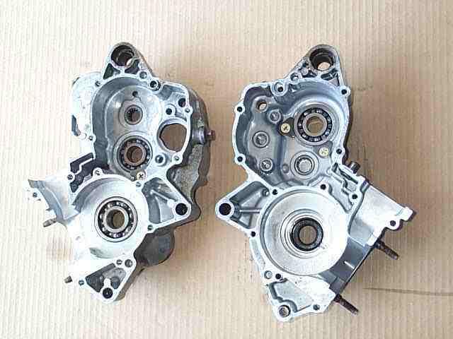 1996 yamaha yz125 crankcases left & right cases set yz 125 two stroke 1994-1997