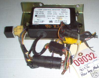 Jaguar 90 lamp control module rear 1990