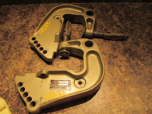 Johnson evinrude transom brackets green 1978-1980 25 35 hp 388837 **14625**