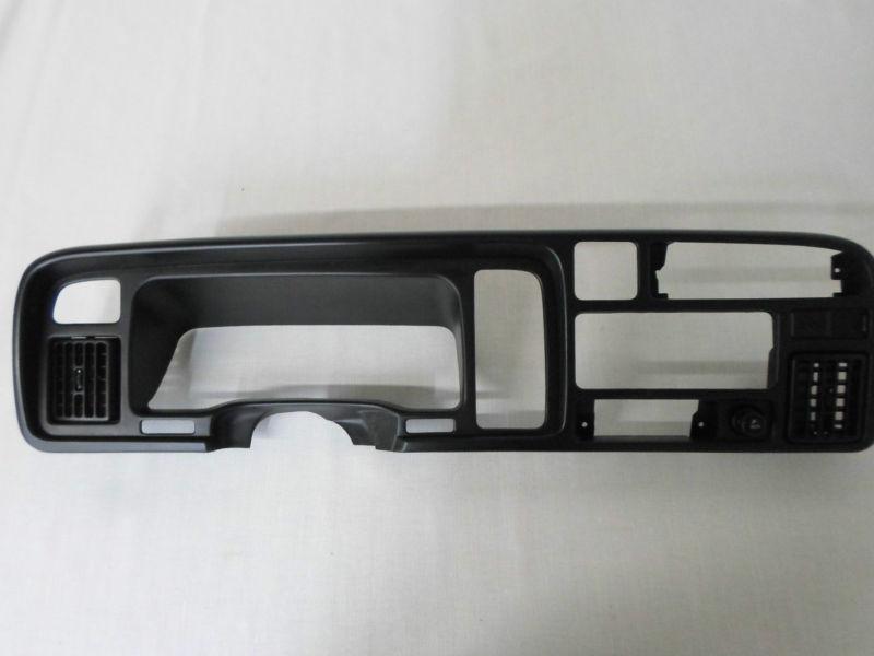 94-97 dodge ram dash bezel radio bezel w/vents 1500 2500 3500 complete oem 