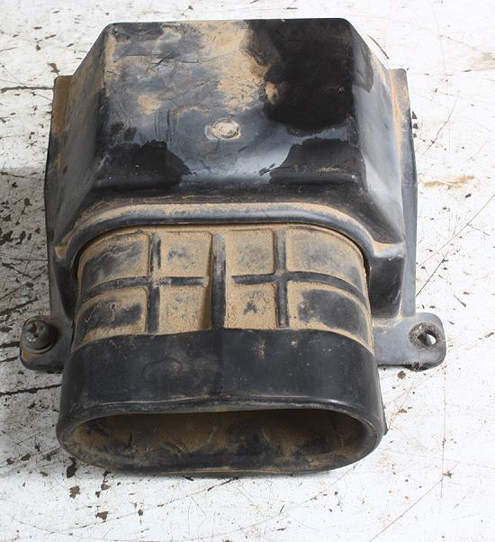 1982 kawasaki kz1100 kz1100a2 air box lid/intake boot/oem