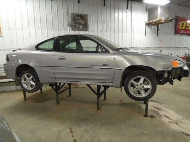 2000 pontiac grand am front door right 2282531