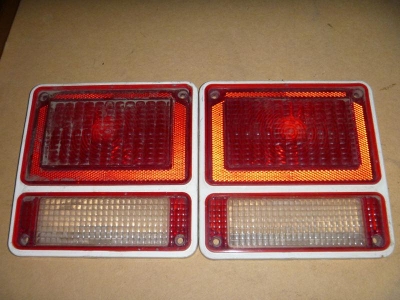  70 71 72 73 74 75 73 74 75 76 77 78 chevy gmc van tail light lamp lens g10