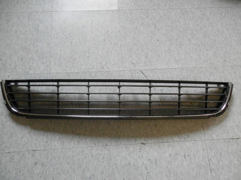 2010 2011 2012 2013 volkswagen golf oem grille nice!