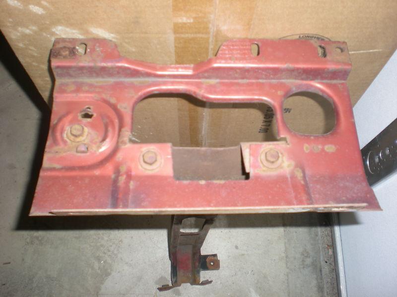 1971 dodge challenger, r/t hood latch support