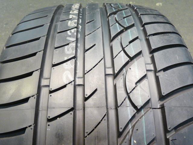 One velozza zxv, 255/35zr18 255/35/18 p255/35zr18 255 35 18, tire # 47240 qa