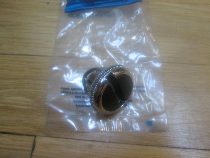 Nos 1983 84 85 86 87 88 ford ranger glove compartment door knob