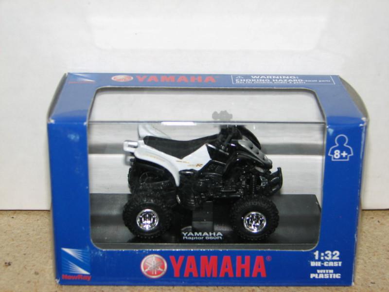 New ray 1:32 scale yamaha yfm 660 r raptor black 06317r