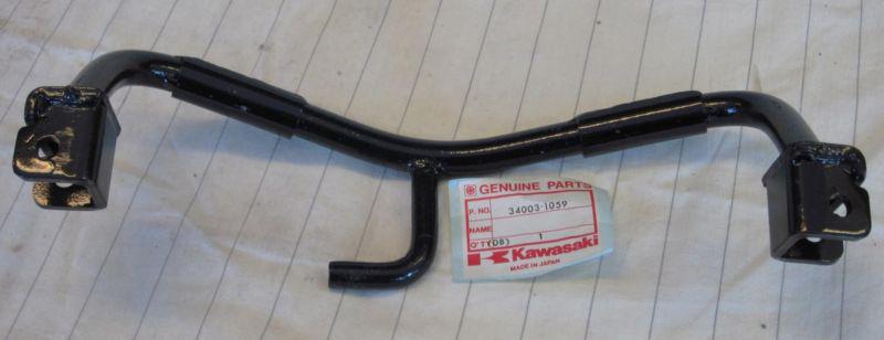 Kawasaki z250 c2 footrest bracket holder step bar 34003-1059 nos