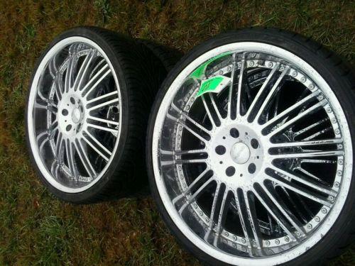 22inch chrome rims and lp tires 245/30z/r22 fushion rims 5 lug