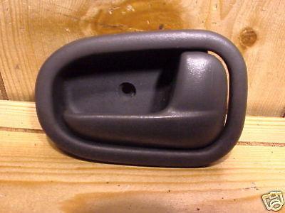 Kia sportage 95-00 1995-00 door handle passenger rh front or rear brown