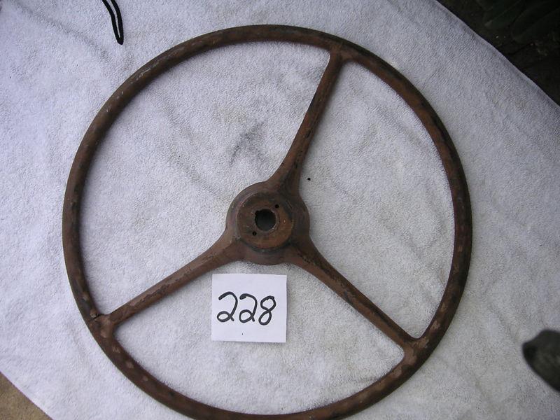 Unknown application brown steering wheel chevrolet ???