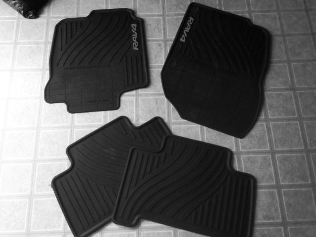 2007-2012 toyota rav 4 rav4 new factory genuine all weather floor mats black oem