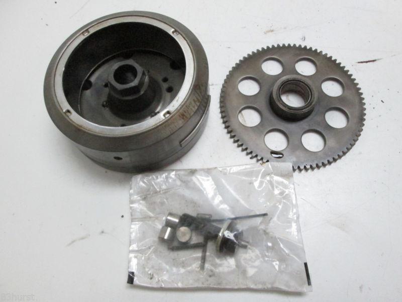 Yamaha 1984 xvz12 1200 venture royale magneto charging rotor with starter clutch