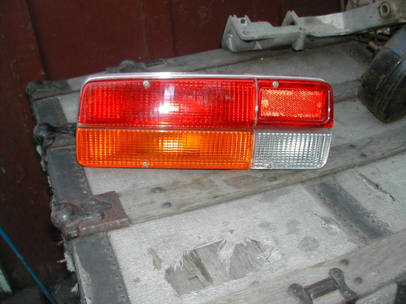 Alfa romeo berlina 2000 1971 to 1974 left rear tail light assembly nos 