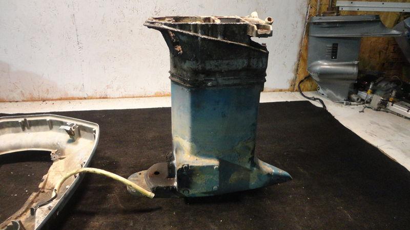 Used exhaust housing #0392171 for 1984 evinrude 90hp outboard motor ~e90mlcrd~