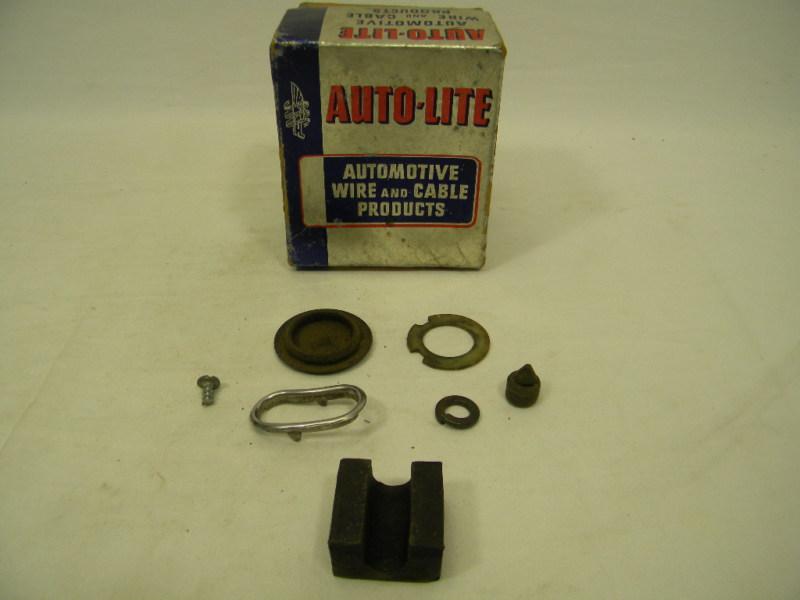 Vintage corvette misc small parts (door bezel eschuteon/grommet/drain plug,etc.)