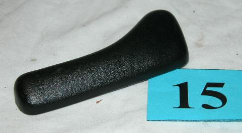 93-02 camaro firebird passenger rh side black plastic  t-top release handle nice