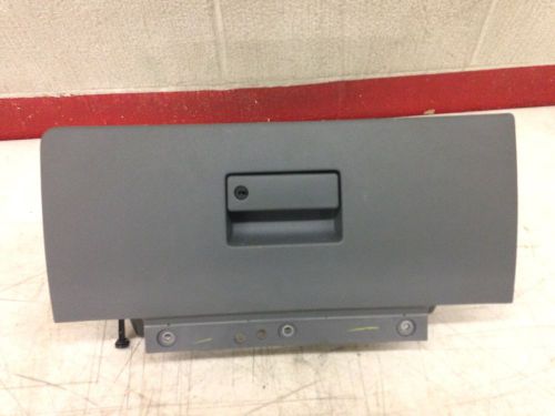 2006 ford freestyle glove box