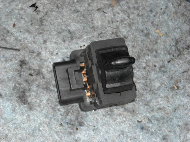 99 oldsmobile cutlass front power lock switch