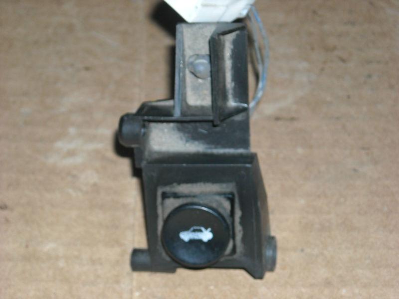 99 mazda 626 lx trunk release switch