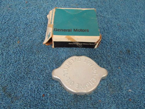 1961-69 chevy corvair  oil cap  nos gm  316