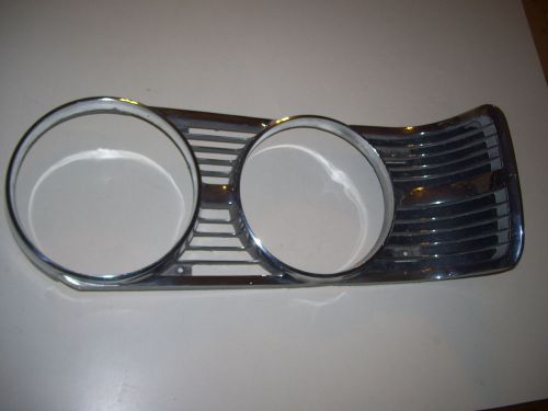 1969 ford headlight bezel chrome left hand -  c9ab-13064-a    -  f111