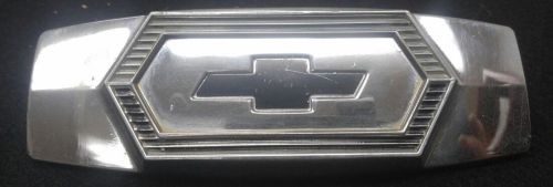 1964-65 chevrolet el camino tailgate emblem