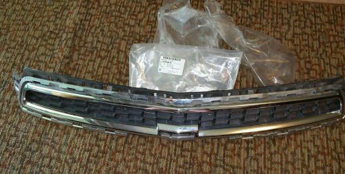 Chevrolet gm oem 2013 malibu front bumper grille-upper grille 20768835