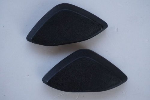 Pair oem bmw e30 325i 325e e28 528e 535i front seat belt cover cap # 72111904665