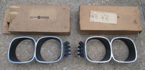 Nos mopar 1971 dodge monaco headlight bezel pair 3442920 3442921