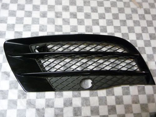 2010-2012 audi r8 front bumper right passenger side grille 420807684 oem cond. b