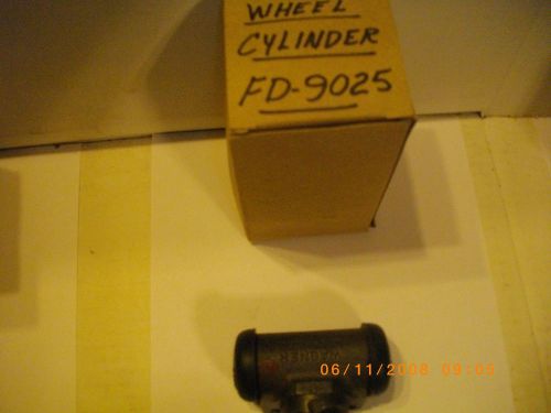 Left rear wheel cylinder -49-54 ford 1/2 ton trks, 49-51 merc, 59-61 dodge 1/2 t