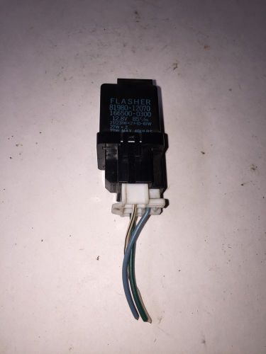 Toyota hilux pickup truck 4runner flasher relay oem 81980-12070 signal hazard