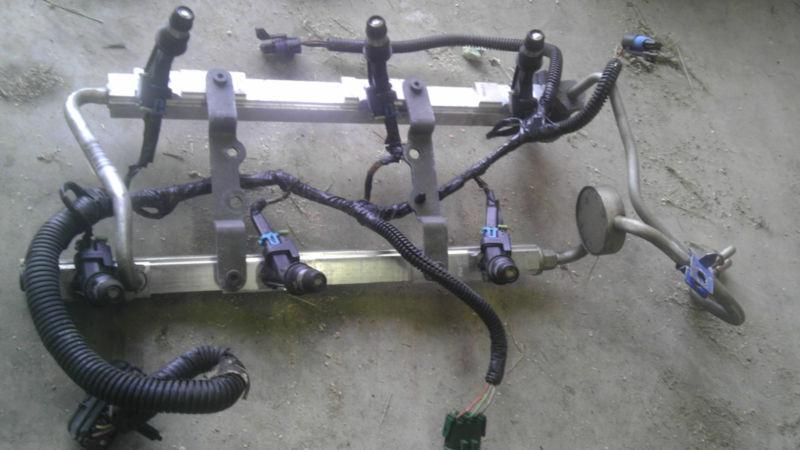 2000 chevy monte carlo fuel rail w/ 6 injectors 3.4 3400