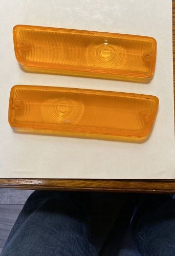 Datsun 520/521 pickup front turn signal lenses oem original