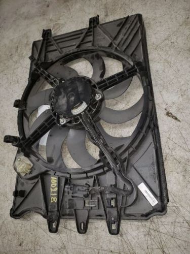 2014-2017 fiat 500l 4dr cooling fan assymbly 8a9410100 kr108366