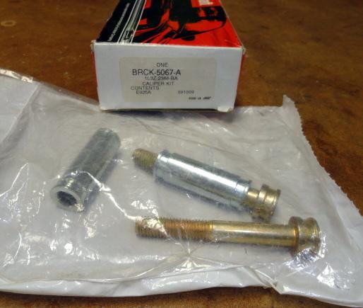 Motorcraft brck5067a front caliper attachment kit 