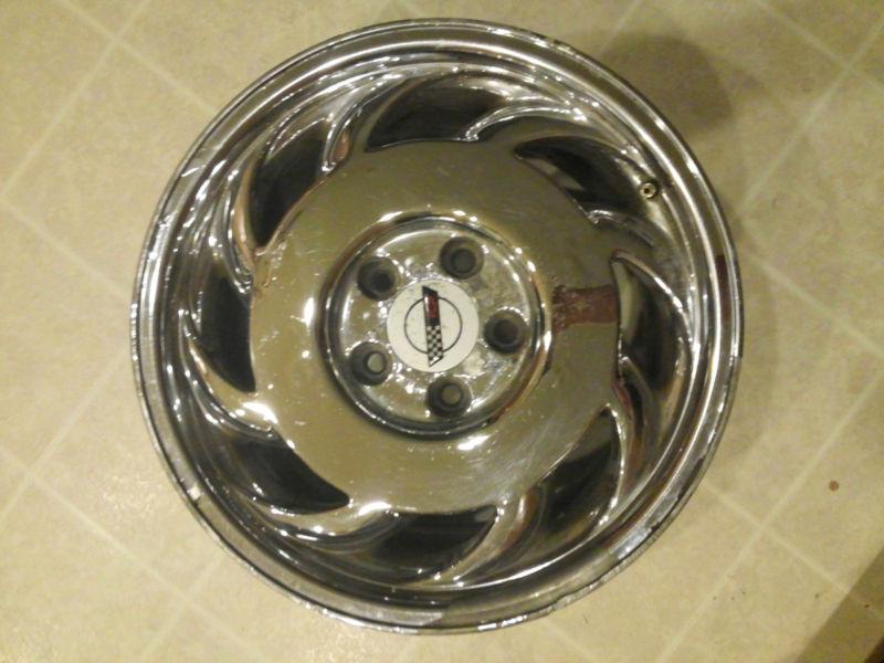 Corvette c4 factory  chrome aluminum wheel 17 x 9.5