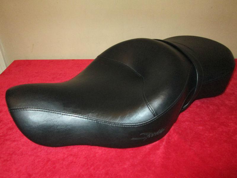 Harley sportster sundowner deep bucket seat- excellent condition