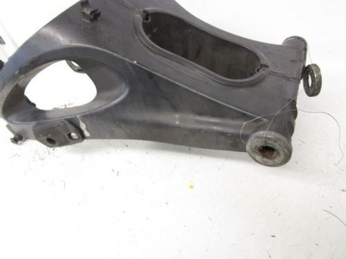 05 yamaha r6 swingarm 5sl-22110-01-00 2003-2005