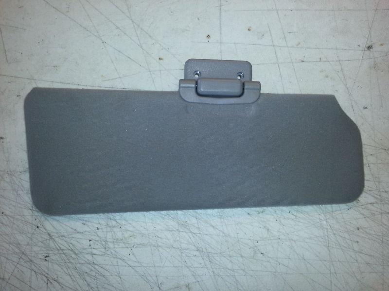 Oem 97-02 ford epedition xlt passengers side top sun visor map storage grey gray