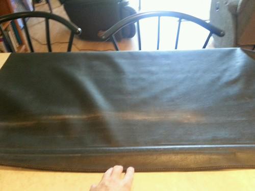 Porsche 924 rear cargo screen