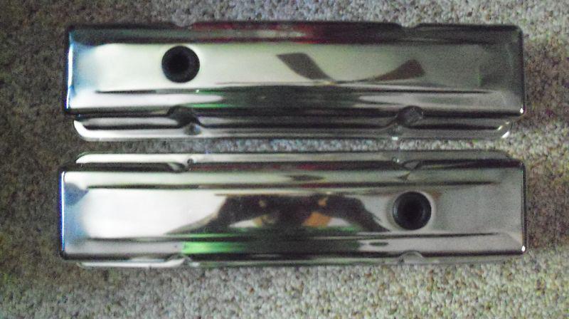 Chevy valve  covers  chrome small block  with bolts