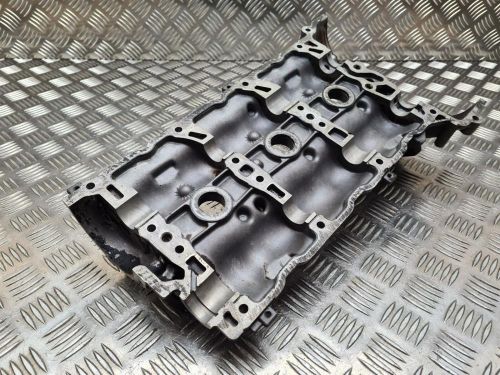 Mercedes cls class engine cylinder head cover 3.5 petrol m272 a2720160105 w219