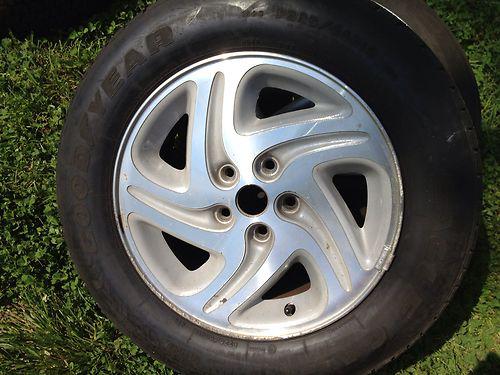 1994-1997 dodge intrepid 16" aluminum wheel