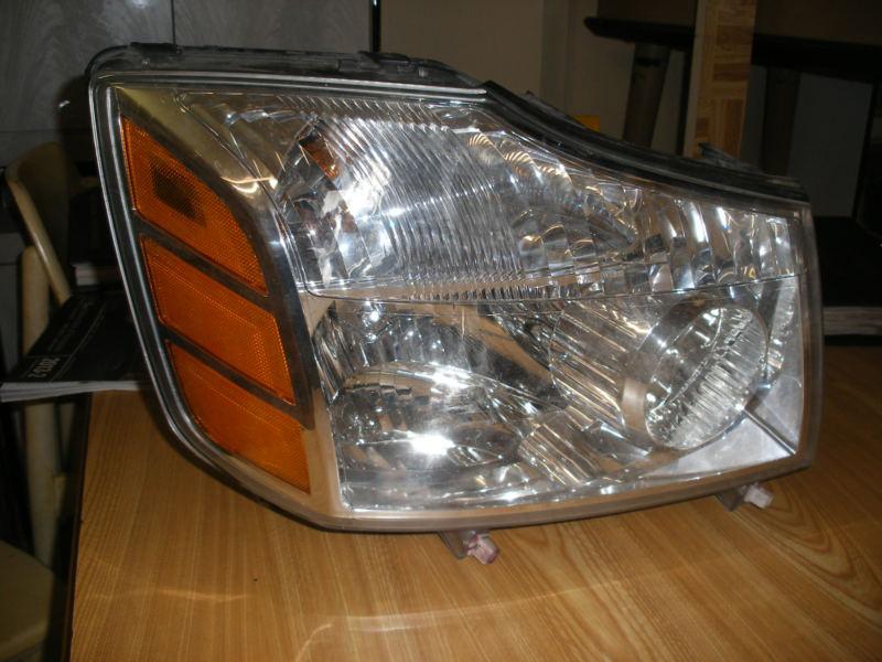 Find Nissan Armada Titan Headlight Lamp Oem In Chicago Illinois Us For Us