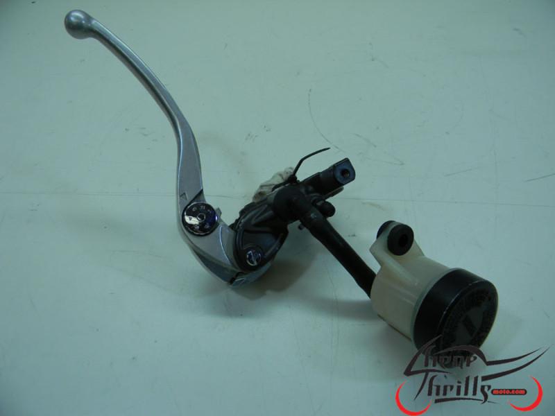 04 05 honda cbr1000rr front brake master cylinder resivour assy cbr 1000 rr